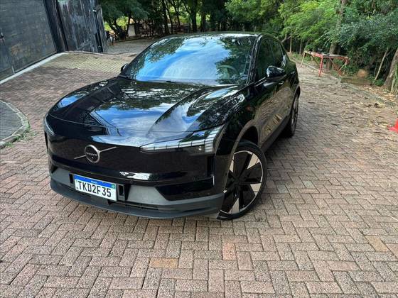 VOLVO EX30 69 KW ELÉTRICO ULTRA